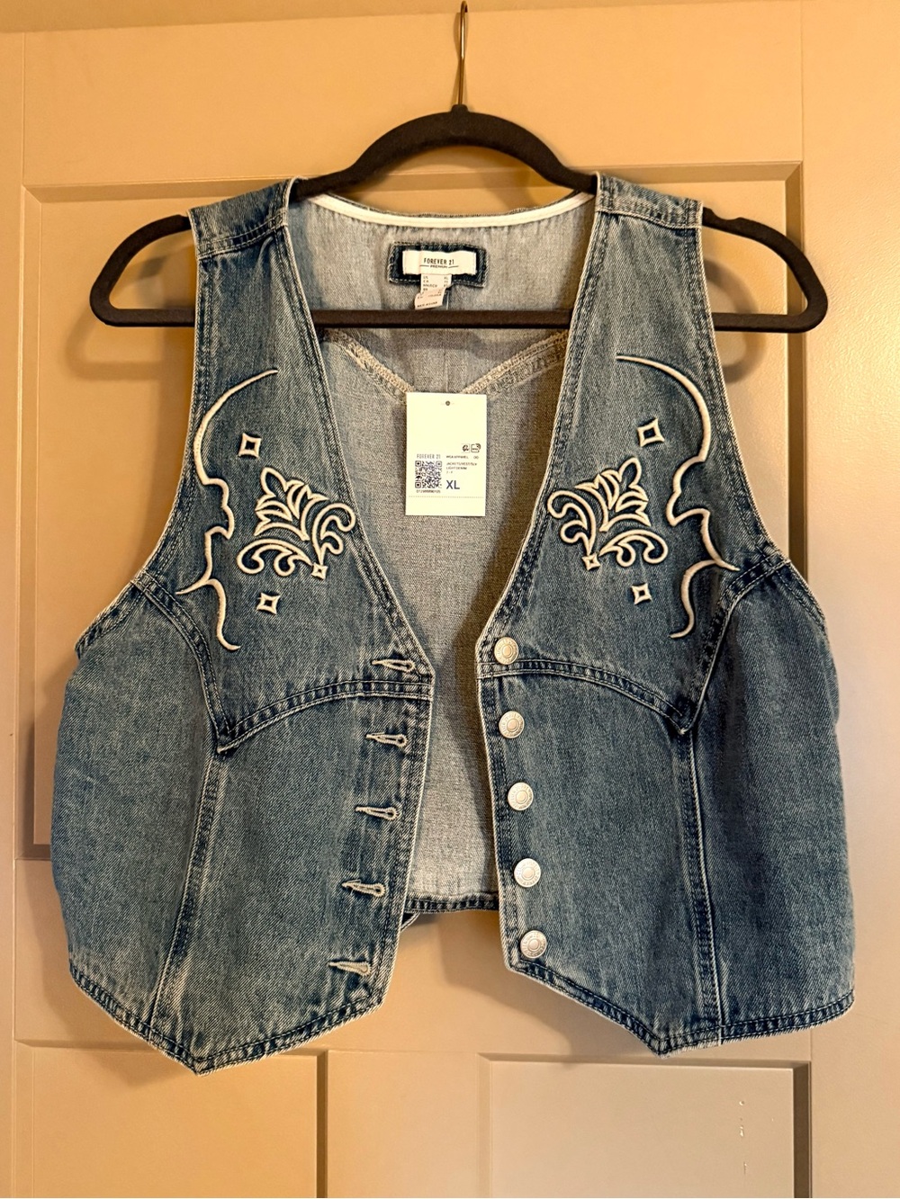 Forever 21 Blue Denim Embroidered western Vest NWT XL
